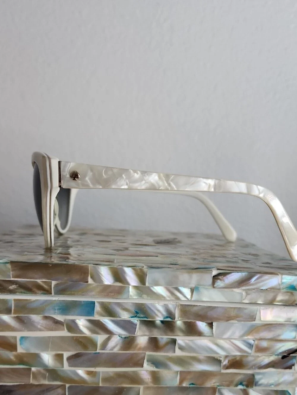 Kate Spade Rare Pearlized Ivory Cat-Eye Sunglasses with Gray Gradient Lenses